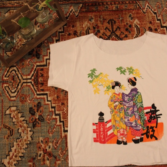 vintage asian crop top - Picture 3 of 4
